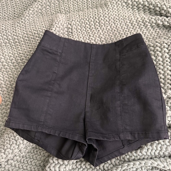 urban outfitters kimchi blue black cheeky high waist zip front shorts - Picture 5 of 6